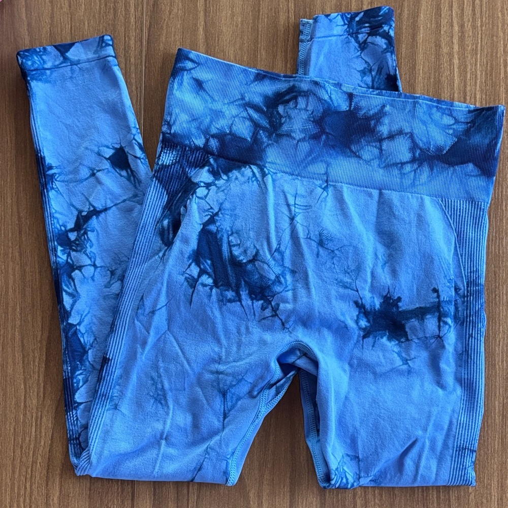 Blue Tie-Dye Women’s Leggings